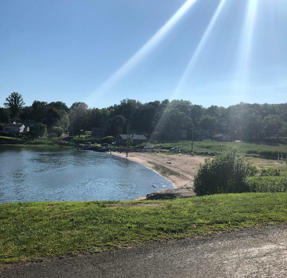 Cozy Garden Apartment Along The Shoreline Guilford Buitenkant foto